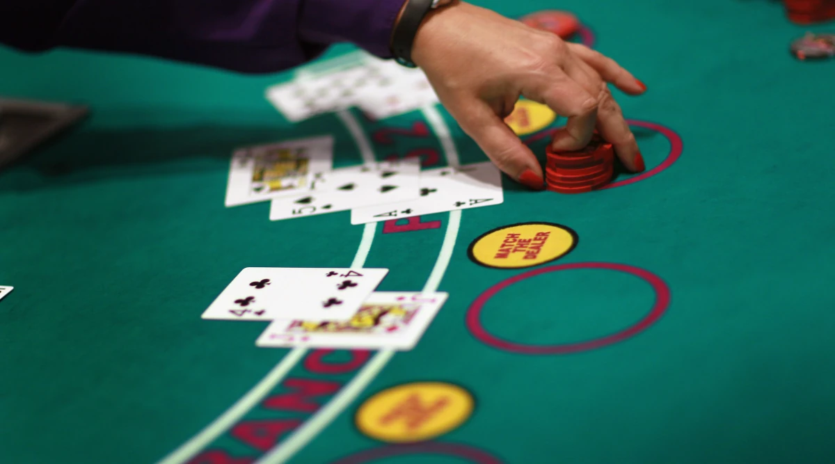 8-things-to-never-do-at-blackjack-table 8 Things To Never Do At Blackjack Table